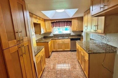House in Kissimmee, Florida 4 bedrooms, 170.2 sq.m. № 2424189 - photo 14