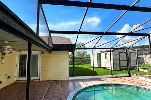 House in Kissimmee, Florida 4 bedrooms, 170.2 sq.m. № 2424189 - photo 6