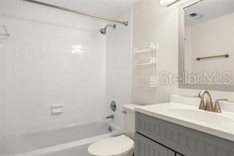 Condominio en alquiler en Mount Dora, Florida, 2 dormitorios, 108.05 m2 № 2103020 - foto 12