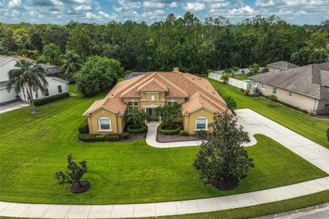 House in Bradenton, Florida 3 bedrooms, 284.75 sq.m. № 1327222 - photo 4