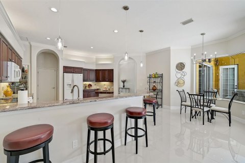 House in Bradenton, Florida 3 bedrooms, 284.75 sq.m. № 1327222 - photo 14