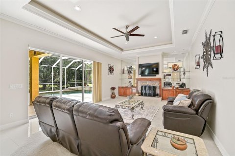 House in Bradenton, Florida 3 bedrooms, 284.75 sq.m. № 1327222 - photo 20
