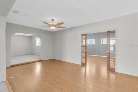 House in Clearwater, Florida 3 bedrooms, 172.71 sq.m. № 1846867 - photo 14