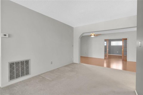 House in Clearwater, Florida 3 bedrooms, 172.71 sq.m. № 1846867 - photo 9
