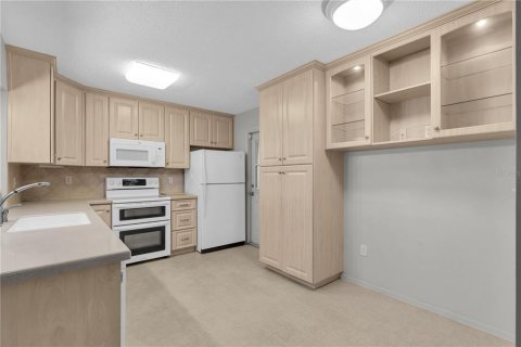 House in Clearwater, Florida 3 bedrooms, 172.71 sq.m. № 1846867 - photo 7