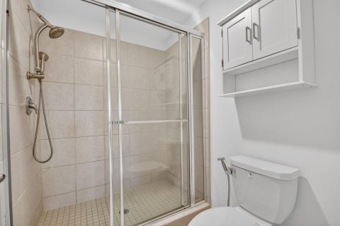 Купить таунхаус в Лейк-Уорт, Флорида 4 комнаты, 171.96м2, № 2083363 - фото 25