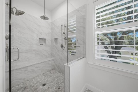 Villa ou maison à vendre à Tampa, Floride: 5 chambres, 295.15 m2 № 2429267 - photo 19