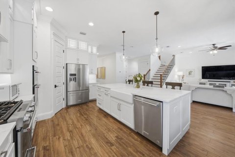 Villa ou maison à vendre à Tampa, Floride: 5 chambres, 295.15 m2 № 2429267 - photo 6