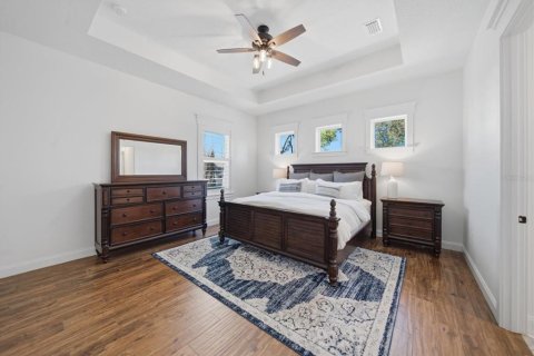 Villa ou maison à vendre à Tampa, Floride: 5 chambres, 295.15 m2 № 2429267 - photo 16