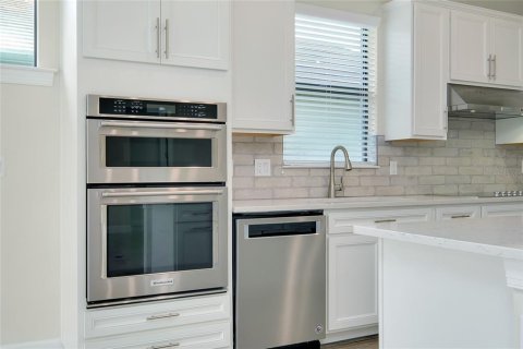 House in North Port, Florida 2 bedrooms, 172.24 sq.m. № 1626300 - photo 22