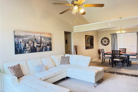 House in Ocala, Florida 3 bedrooms, 135.82 sq.m. № 1853503 - photo 4