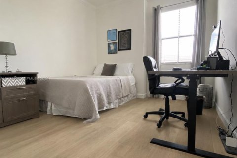 Touwnhouse à louer à Miami, Floride: 3 chambres, 157.93 m2 № 2086602 - photo 25