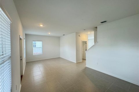 Adosado en alquiler en Apopka, Florida, 3 dormitorios, 141.03 m2 № 1900822 - foto 5