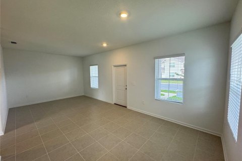 Adosado en alquiler en Apopka, Florida, 3 dormitorios, 141.03 m2 № 1900822 - foto 3