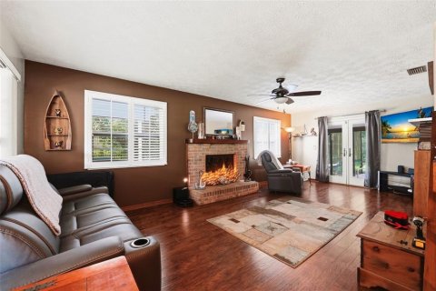 Villa ou maison à vendre à Kissimmee, Floride: 3 chambres, 160.54 m2 № 2258268 - photo 9