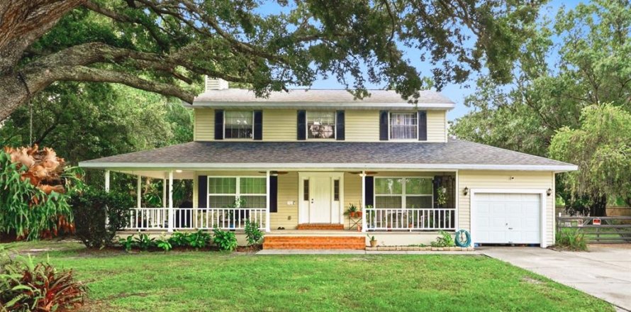 Villa ou maison à Kissimmee, Floride 3 chambres, 160.54 m2 № 2258268