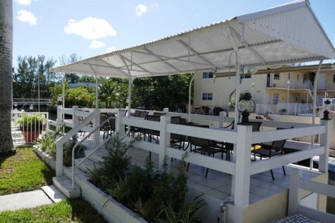 Copropriété à vendre à North Miami, Floride: 1 chambre, 65.5 m2 № 1068427 - photo 1