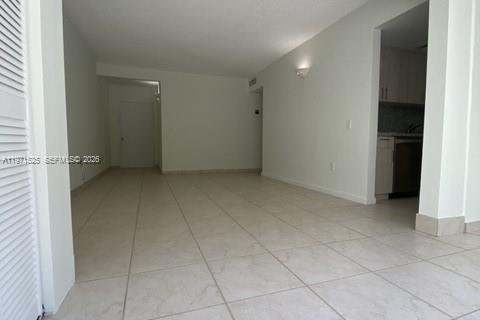 Condo in Miami, Florida, 1 bedroom № 2032563 - photo 5