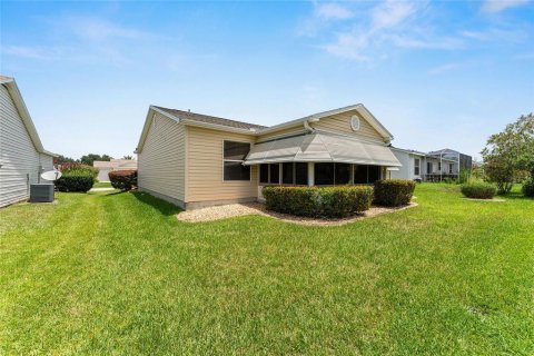 House in The Villages, Florida 3 bedrooms, 129.32 sq.m. № 1849850 - photo 28