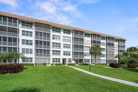 Condo in Delray Beach, Florida, 1 bedroom  № 2269591 - photo 22