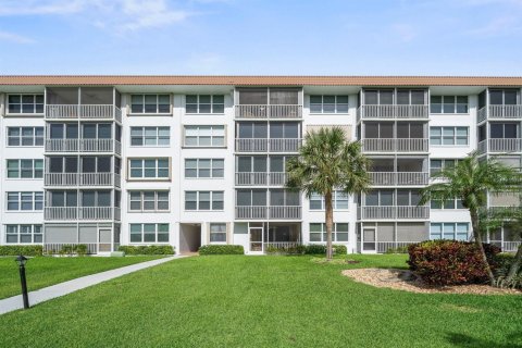 Condo in Delray Beach, Florida, 1 bedroom  № 2269591 - photo 21