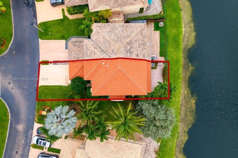 Купить таунхаус в Майами, Флорида 3 спальни, 154.87м2, № 1967093 - фото 5