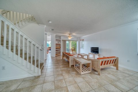 Купить таунхаус в Майами, Флорида 3 спальни, 154.87м2, № 1967093 - фото 9