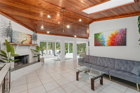 Casa en venta en Orlando, Florida, 4 dormitorios, 235.97 m2 № 1916165 - foto 2