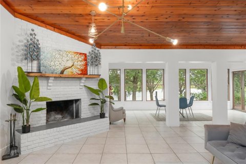 Casa en venta en Orlando, Florida, 4 dormitorios, 235.97 m2 № 1916165 - foto 19