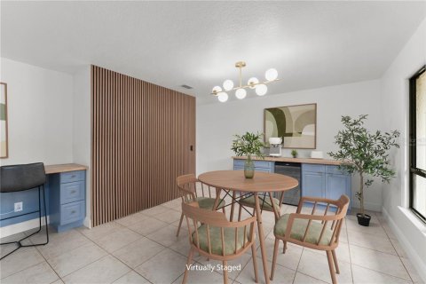 Casa en venta en Orlando, Florida, 4 dormitorios, 235.97 m2 № 1916165 - foto 6