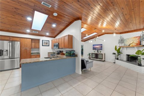 Casa en venta en Orlando, Florida, 4 dormitorios, 235.97 m2 № 1916165 - foto 12
