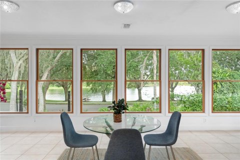 Casa en venta en Orlando, Florida, 4 dormitorios, 235.97 m2 № 1916165 - foto 3