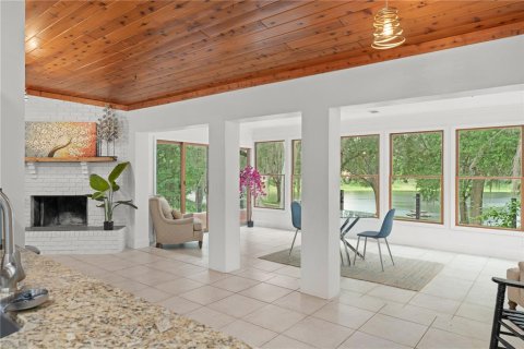 Casa en venta en Orlando, Florida, 4 dormitorios, 235.97 m2 № 1916165 - foto 4