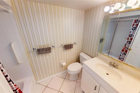 Condo in Punta Gorda, Florida, 2 bedrooms  № 1648275 - photo 22