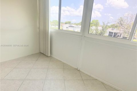 Купить кондоминиум в Санрайз, Флорида 2 спальни, 78.97м2, № 2247812 - фото 20