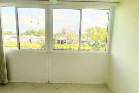 Купить кондоминиум в Санрайз, Флорида 2 спальни, 78.97м2, № 2247812 - фото 26