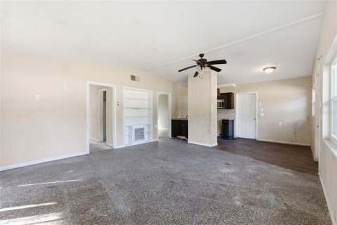 Villa ou maison à vendre à Orange City, Floride: 3 chambres, 110 m2 № 2157228 - photo 12