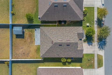 House in Davenport, Florida 4 bedrooms, 162.67 sq.m. № 2214072 - photo 30