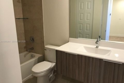 Condo in Doral, Florida, 3 bedrooms  № 2041774 - photo 6