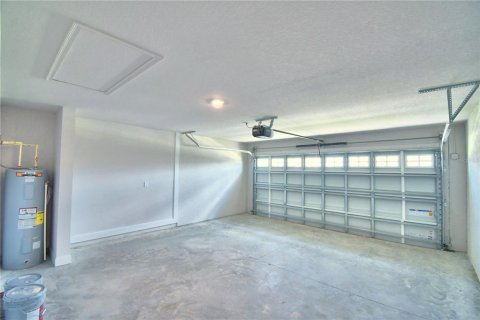 Villa ou maison à vendre à Auburndale, Floride: 4 chambres, 204.38 m2 № 2215223 - photo 16