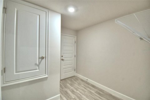 Villa ou maison à vendre à Auburndale, Floride: 4 chambres, 204.38 m2 № 2215223 - photo 14