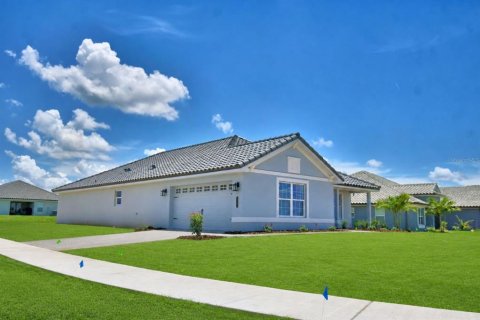Villa ou maison à vendre à Auburndale, Floride: 4 chambres, 204.38 m2 № 2215223 - photo 3