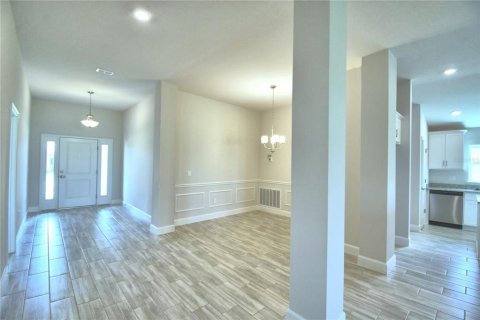 Villa ou maison à vendre à Auburndale, Floride: 4 chambres, 204.38 m2 № 2215223 - photo 7
