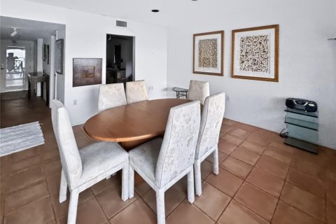 Condominio en venta en Sarasota, Florida, 3 dormitorios, 152.82 m2 № 2418522 - foto 22