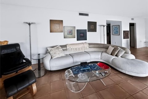 Condominio en venta en Sarasota, Florida, 3 dormitorios, 152.82 m2 № 2418522 - foto 17