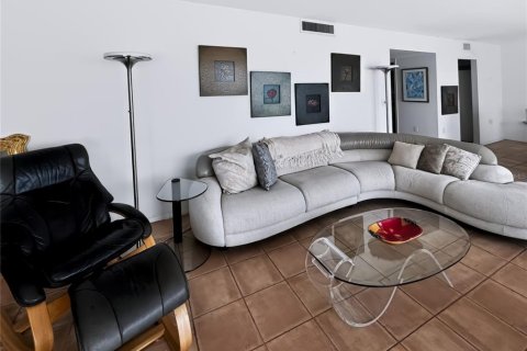 Condominio en venta en Sarasota, Florida, 3 dormitorios, 152.82 m2 № 2418522 - foto 11