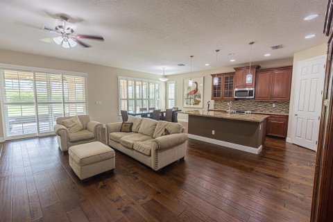 Casa en venta en Port St. Lucie, Florida, 2 dormitorios, 186.92 m2 № 2078148 - foto 3