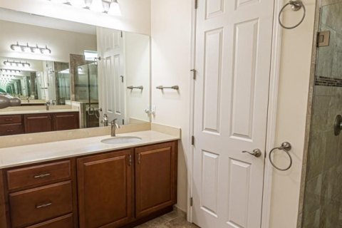 Casa en venta en Port St. Lucie, Florida, 2 dormitorios, 186.92 m2 № 2078148 - foto 10