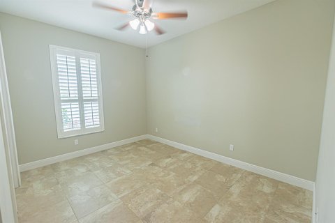Casa en venta en Port St. Lucie, Florida, 2 dormitorios, 186.92 m2 № 2078148 - foto 13