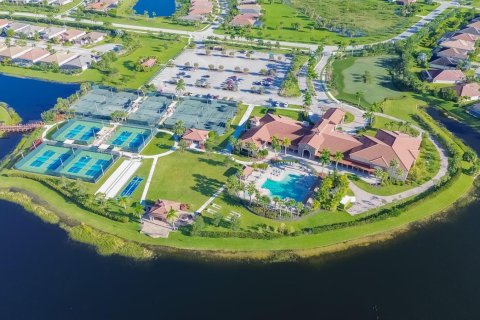 Casa en venta en Port St. Lucie, Florida, 2 dormitorios, 186.92 m2 № 2078148 - foto 30